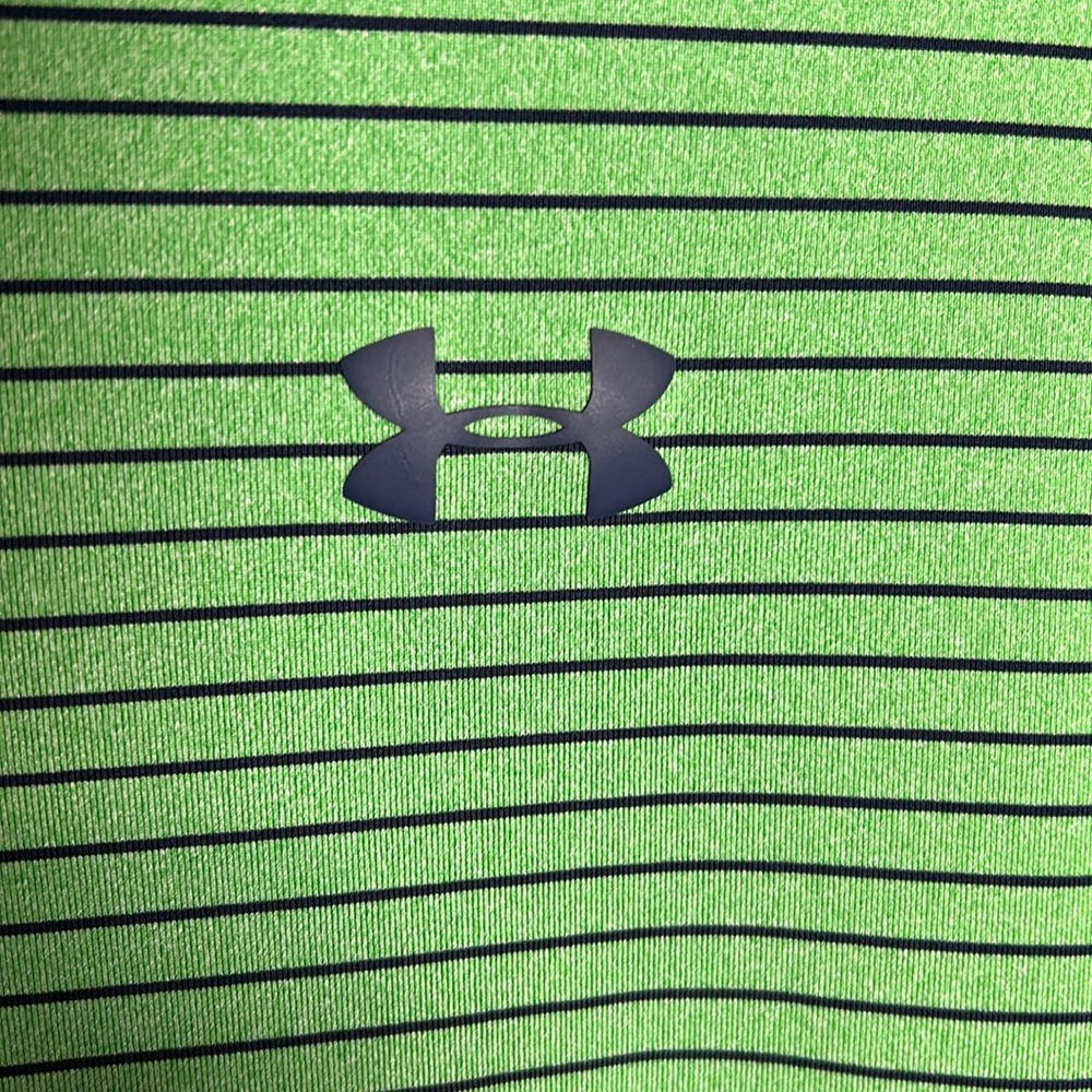 Under Armour Heat Gear Polo - Medium - Picture 3 of 4
